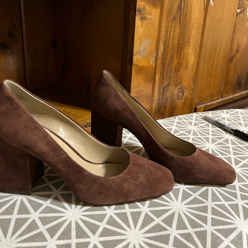 Ann Taylor brown suede block heels